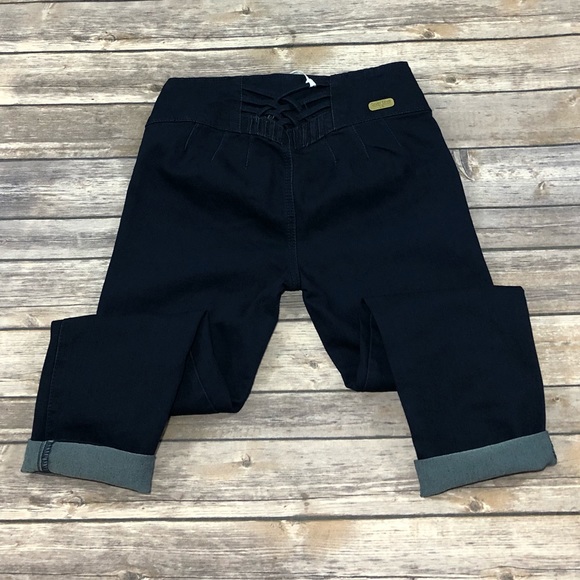 New Capri Denim Pants - Picture 4 of 4